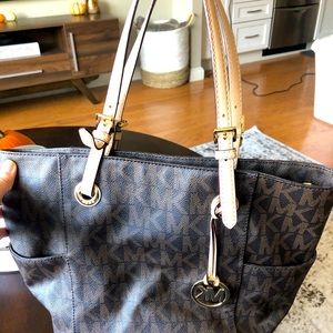 Michael Kors tote